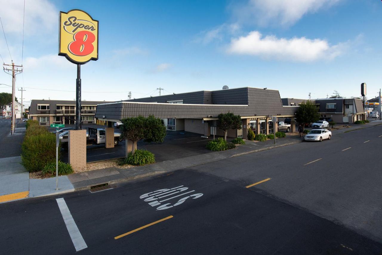 Super 8 By Wyndham Hotel 3*