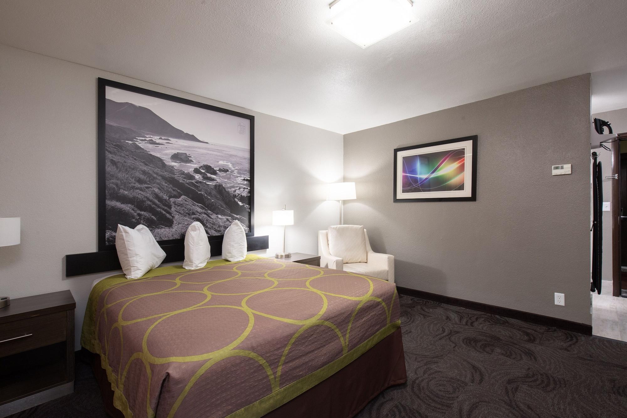 Super 8 By Wyndham Hotel Eureka