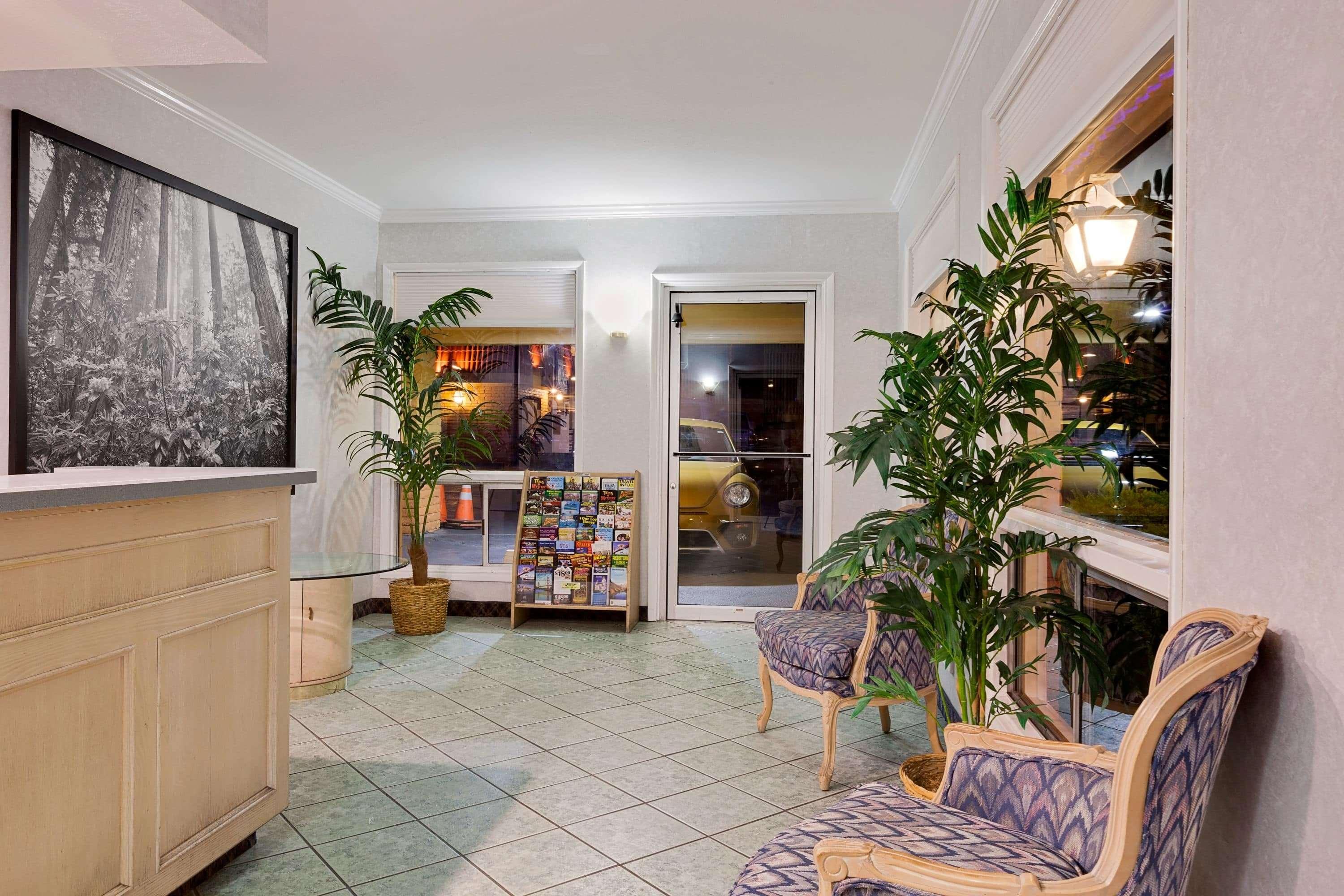 Super 8 By Wyndham 3*