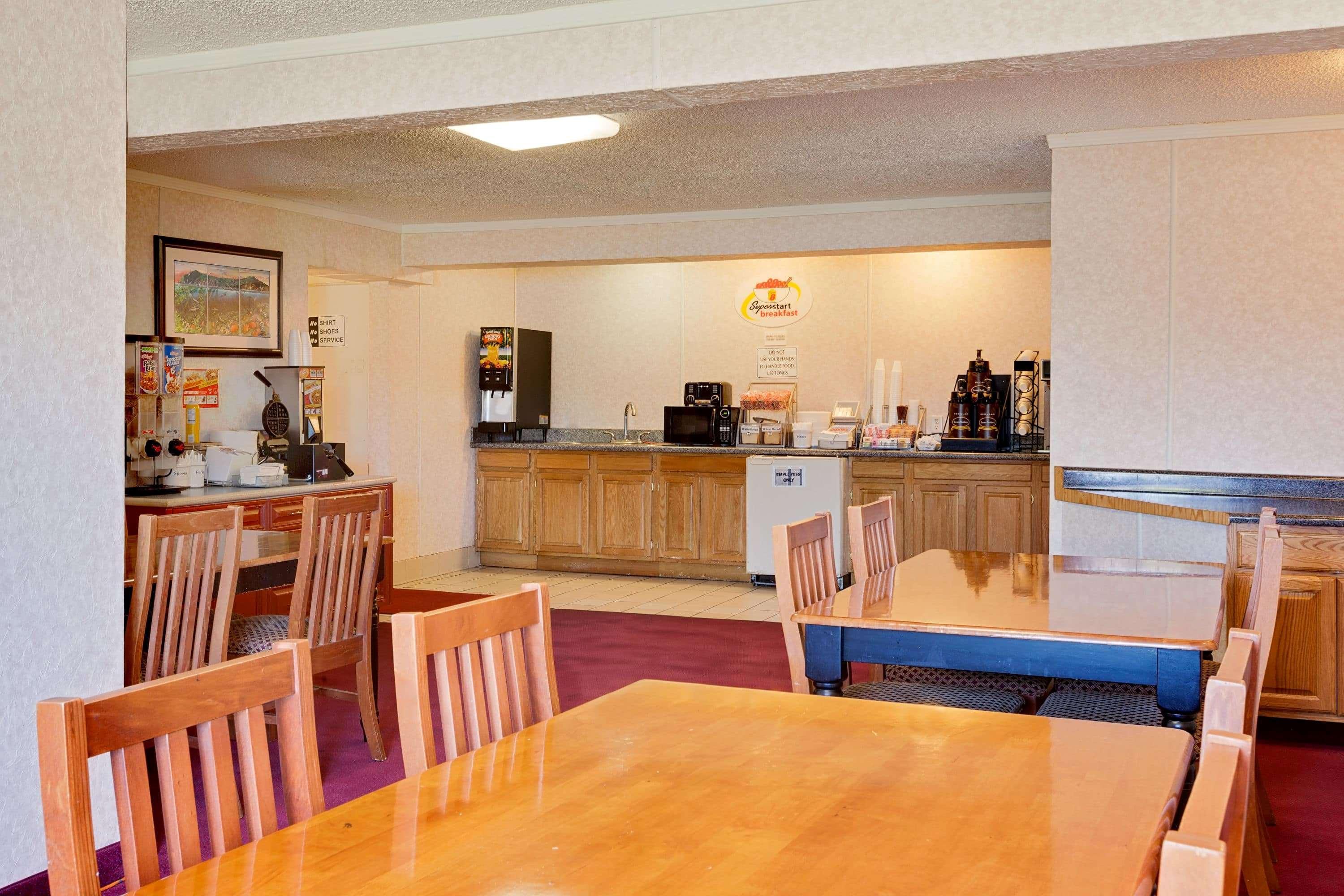 Super 8 By Wyndham 3* Eureka