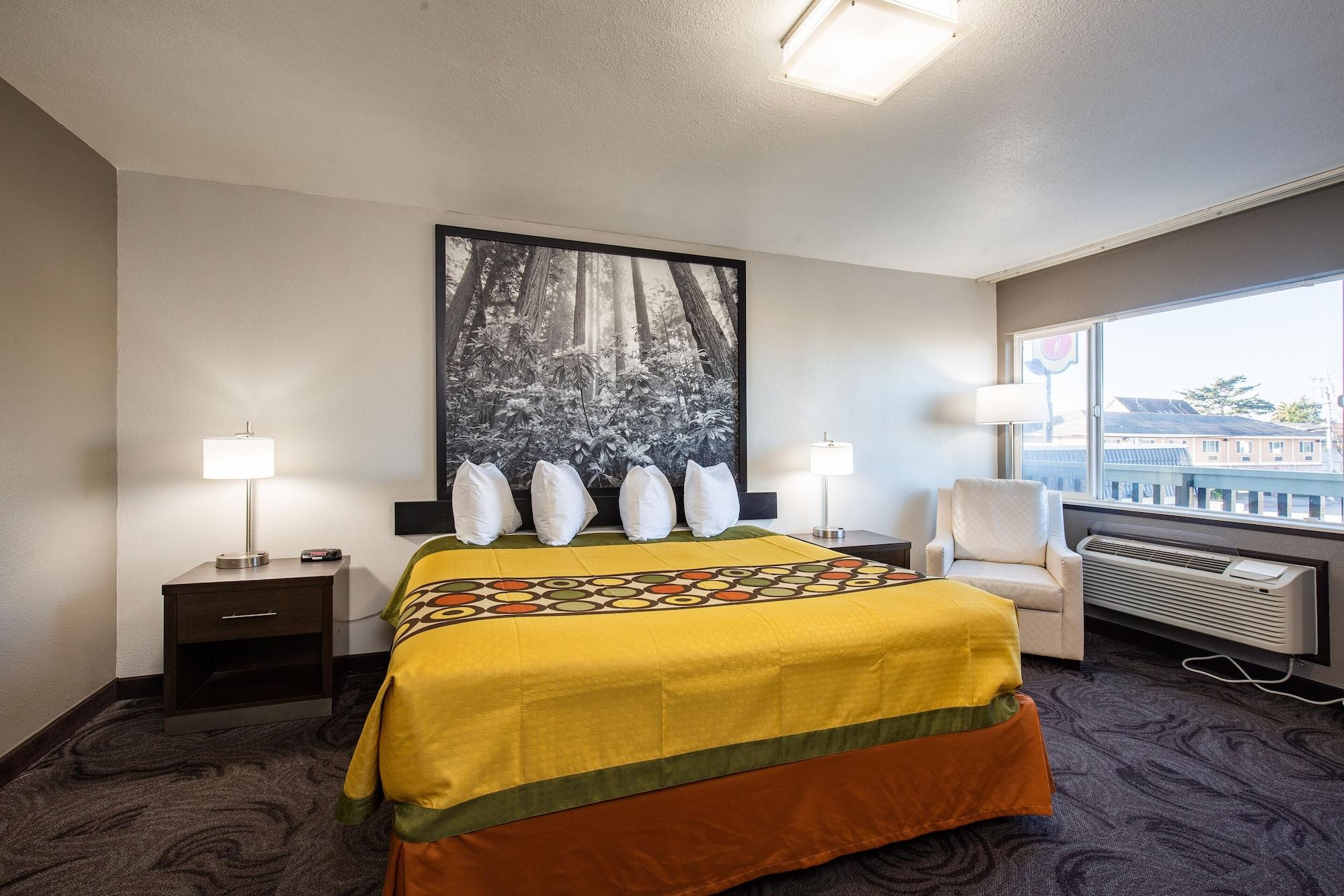 Hotel Super 8 By Wyndham 3*