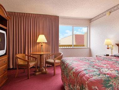 Super 8 By Wyndham 3*